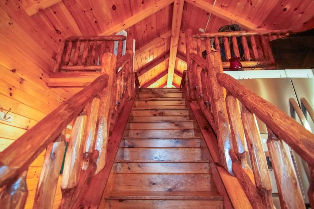 Charming Lakeview Cabin Near Geneva-On-The-Lake! Ashtabula Exterior foto