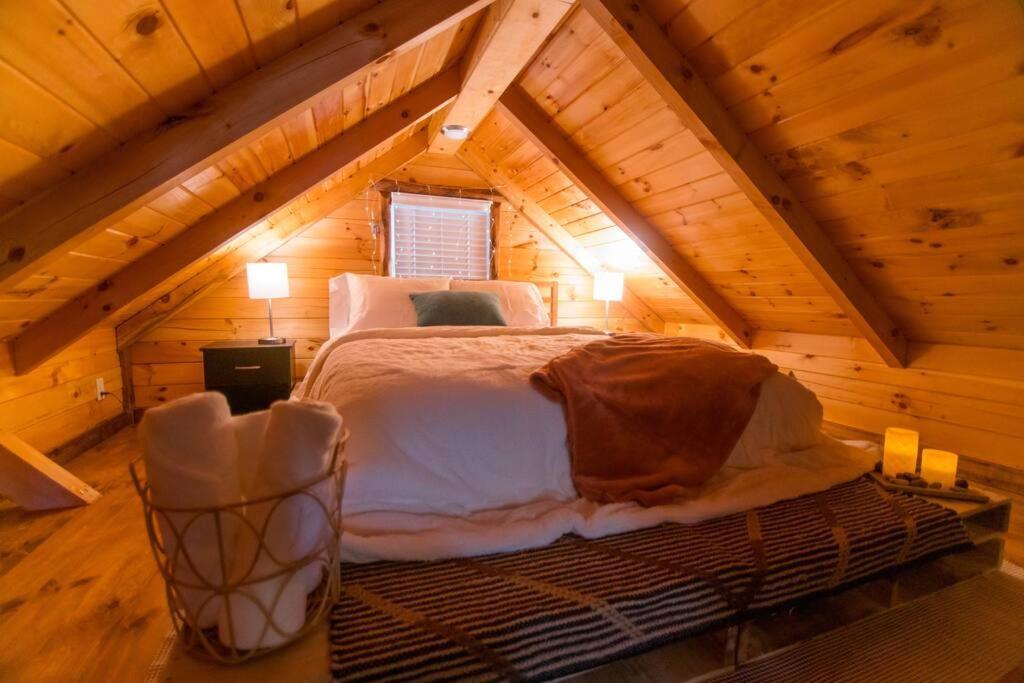Charming Lakeview Cabin Near Geneva-On-The-Lake! Ashtabula Exterior foto